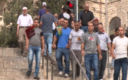 Age restrictions lifted at Al-Aqsa Mosque compound